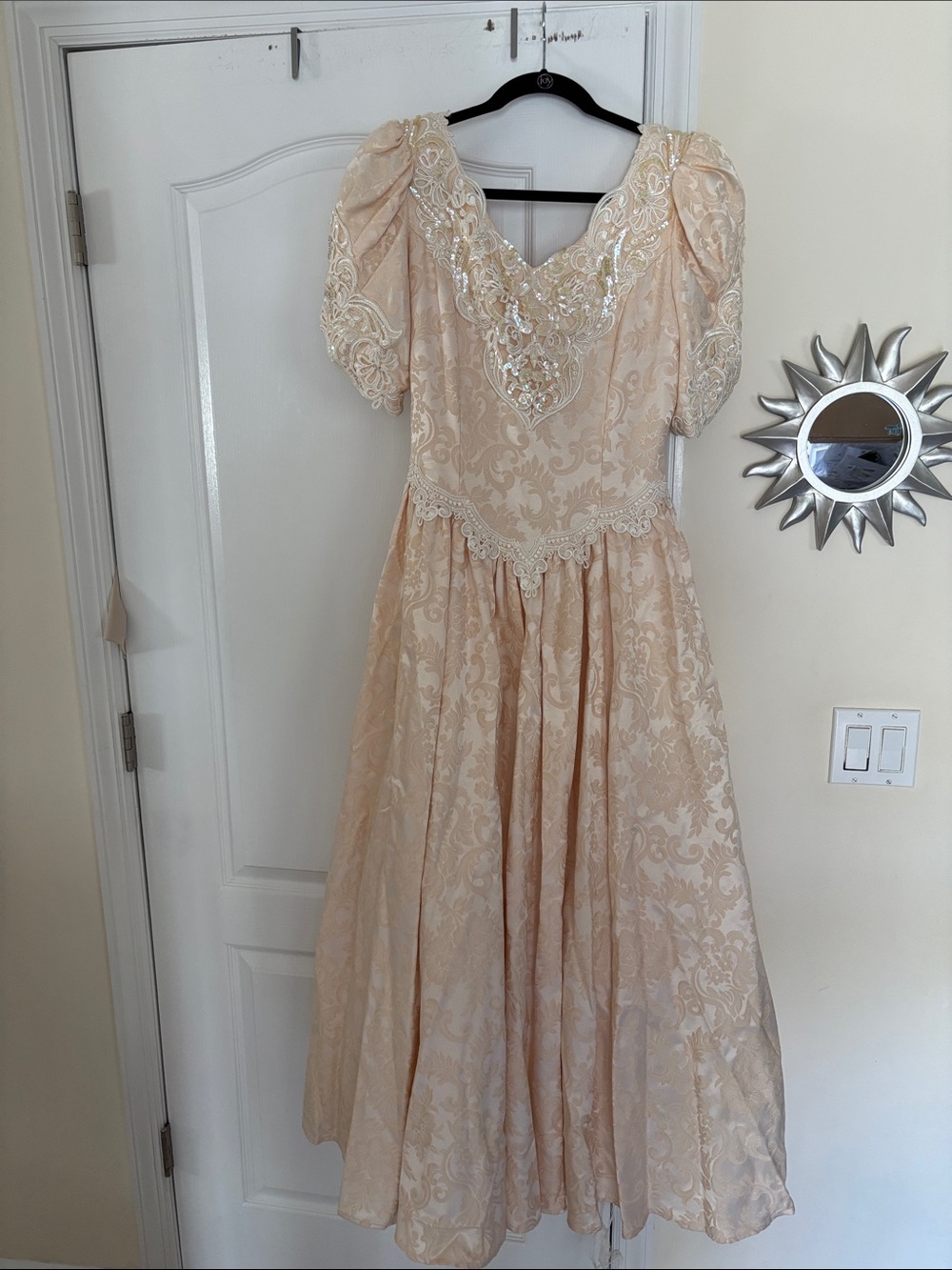 Jessica McClintock Bridal Pink Floral Brocade Sequin Wedding Dress Size 8